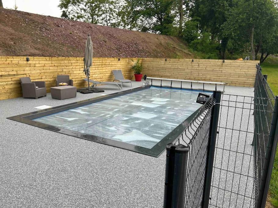 Gite Avec Spa Privatif* Saint-Symphorien-les-Buttes エクステリア 写真